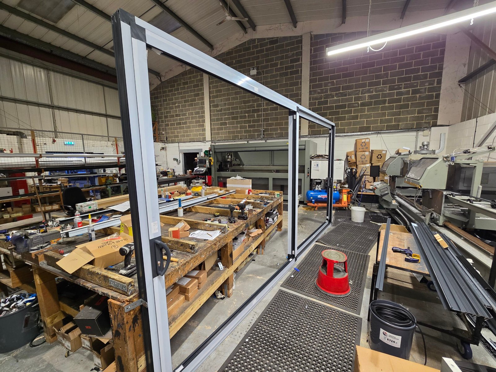Visoglide sliding door
